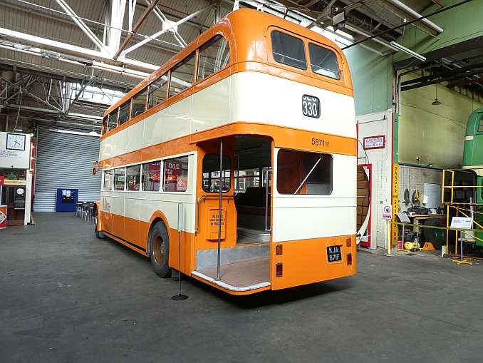 Leyland Titan PD3/14