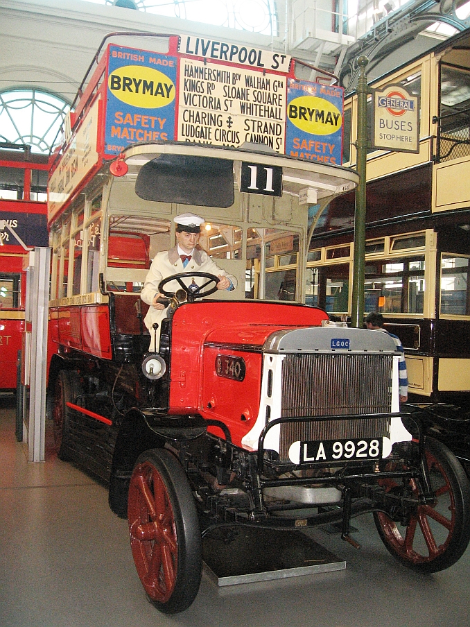 LGOC_B-Type_bus_B340_London_Transport_Museum