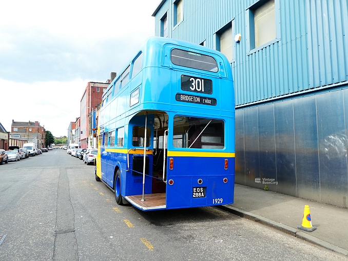 Routemaster RM910 rear