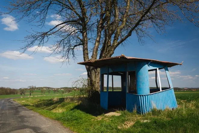 vintage bus station D71 2238 free image 861x574