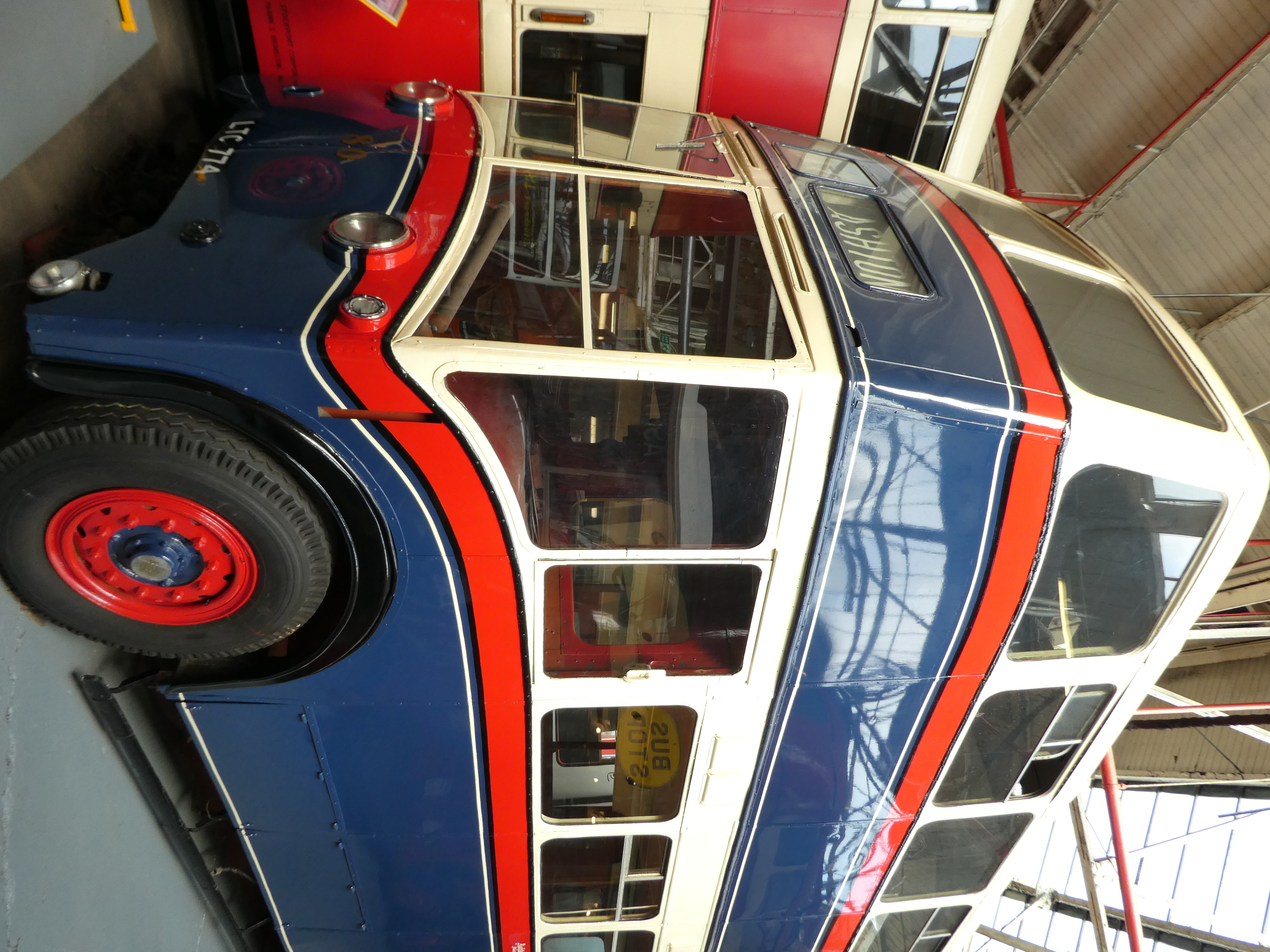 Crossley Empire trolleybus TDD 42/2